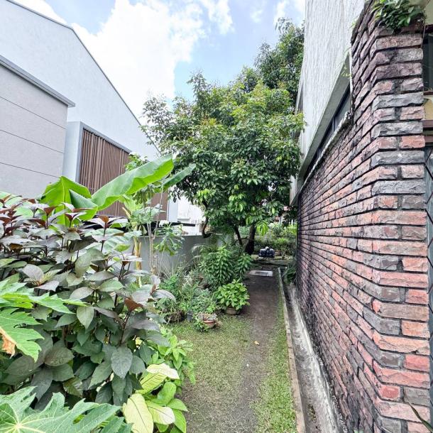 2 Storey Semi-D Jalan Zaba Taman Tun Dr. Ismail (TTDI), Kuala Lumpur-10
