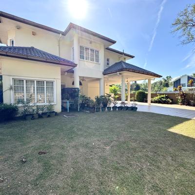 Bukit Jelutong Double Storey Bungalow House urgent sale