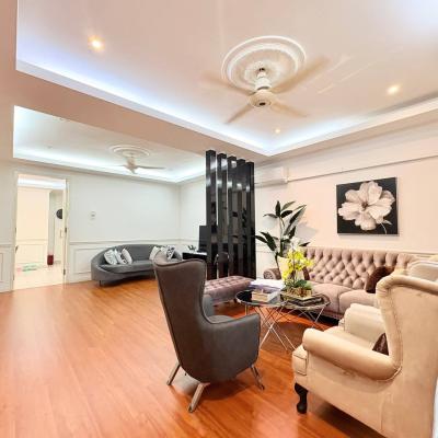 Shah alam, Seksyen 7, Jalan Kristal Double Storey Terrace House for sale FACING OPEN, BIG LAND