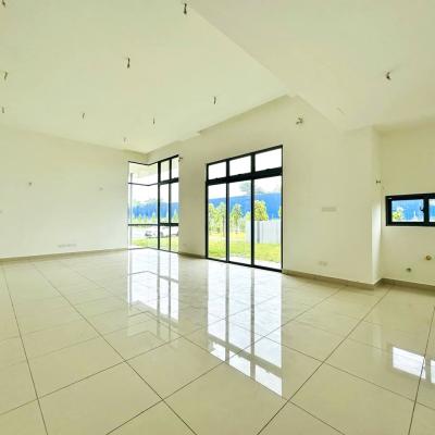 Taman Alam Kemuning (Broadleaf Residence), Kota Kemuning Three Storey Semi-D House For Sale Corner Lot