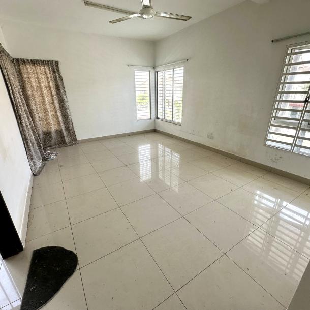 Puncak Bestari, Puncak Alam Double Storey Terrace House End lot with Extra Land for sale-11