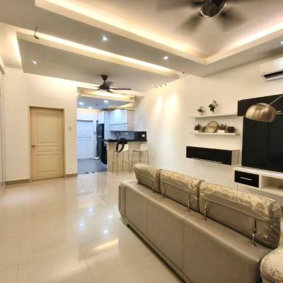 Seri Pristana (SP6), Saujana Utama Double Storey Terrace House For Sale Renovated