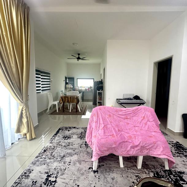 Greenhill Residence, Seksyen U10, Shah Alam Double Storey Semi-D House (Brand New) For Sale below market-8