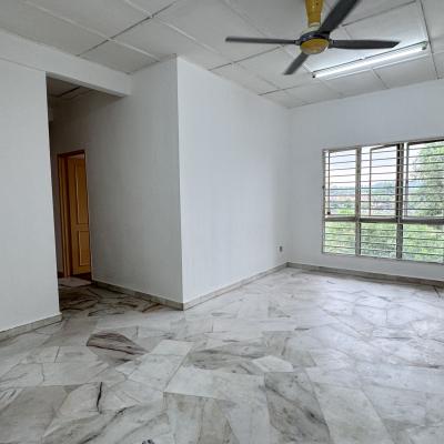 Pangsapuri Lili Bukit Subang, Seksyen U16, Shah Alam TERMURAH